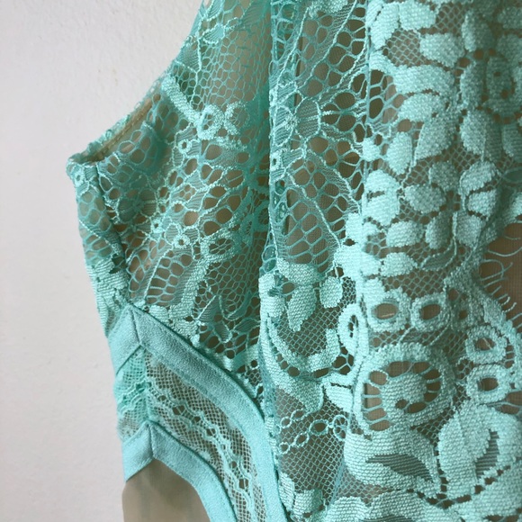 Lace Inset Crop Top - Picture 6 of 15